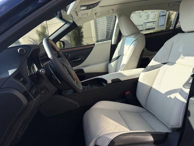 new 2025 Lexus ES 350 car, priced at $53,940