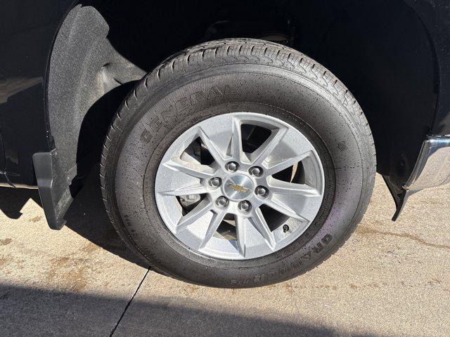 used 2025 Chevrolet Silverado 1500 car, priced at $41,996