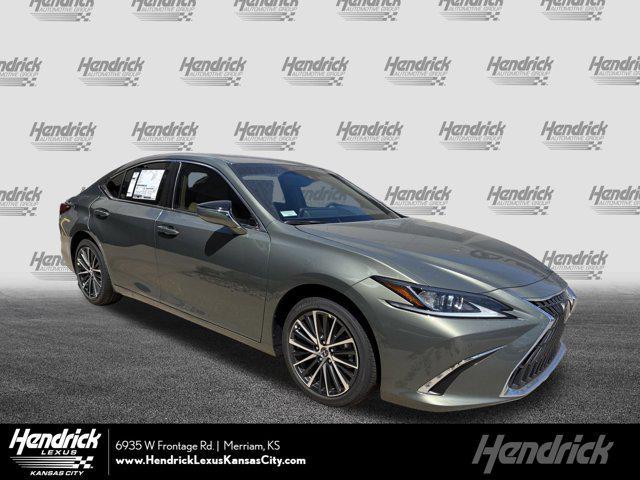 new 2025 Lexus ES 350 car, priced at $46,425