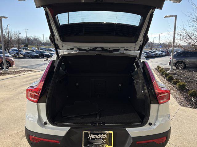 used 2025 Volvo XC40 car, priced at $31,899