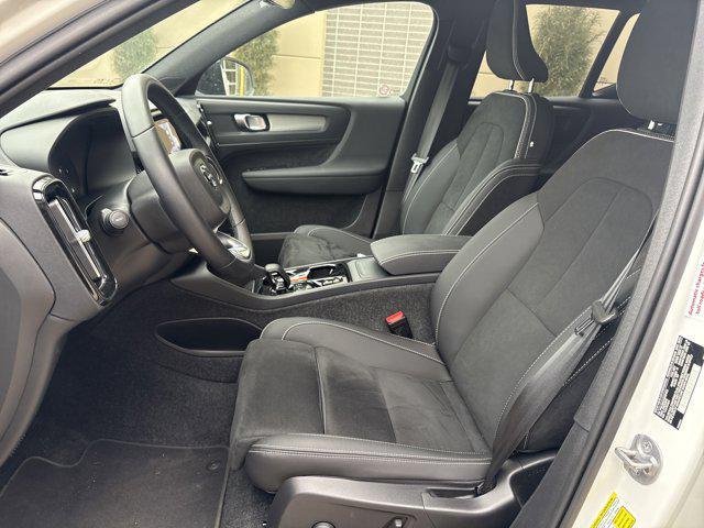 used 2025 Volvo XC40 car, priced at $30,924