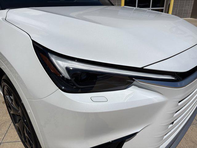 new 2025 Lexus TX 500h car, priced at $71,574