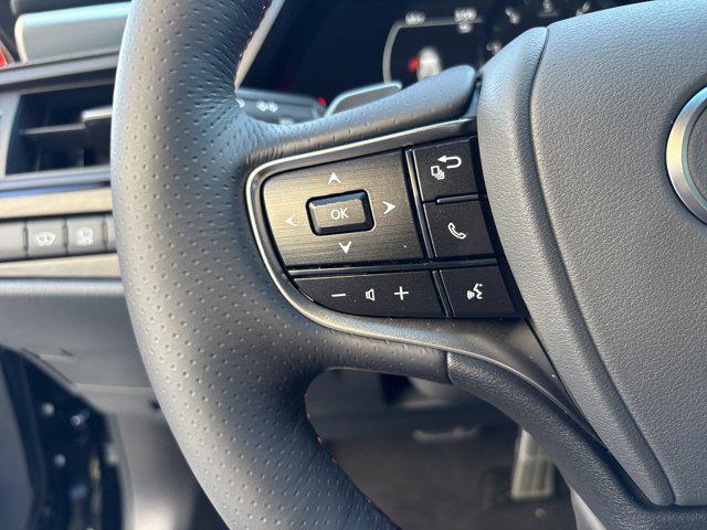 new 2025 Lexus ES 350 car, priced at $54,420