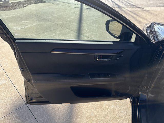 used 2016 Lexus ES 350 car, priced at $23,001