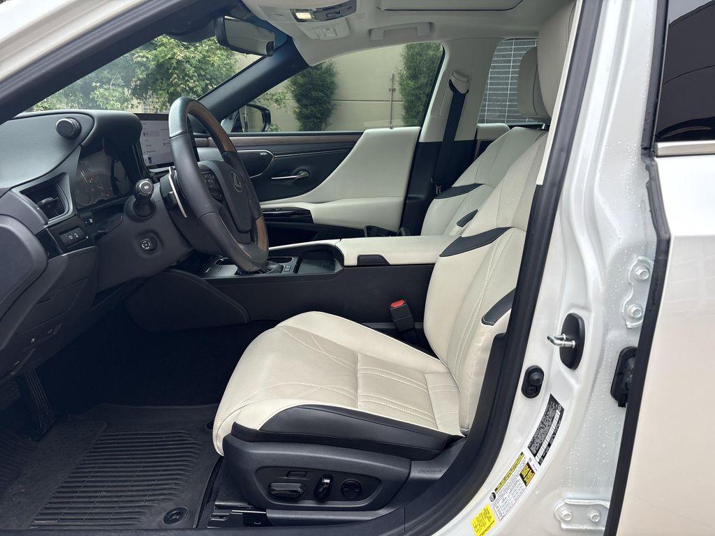 used 2024 Lexus ES 300h car, priced at $48,468