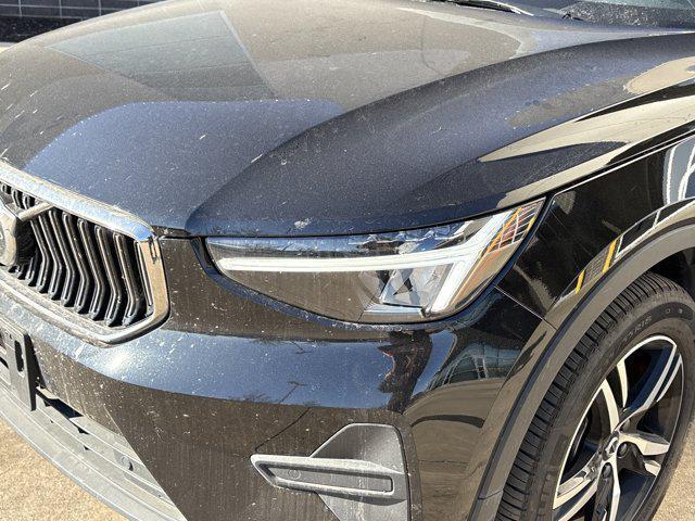 used 2025 Volvo XC40 car, priced at $28,500
