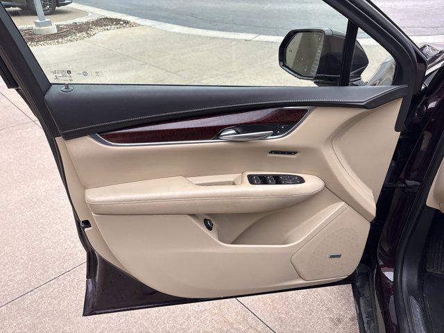 used 2017 Cadillac XT5 car, priced at $17,308