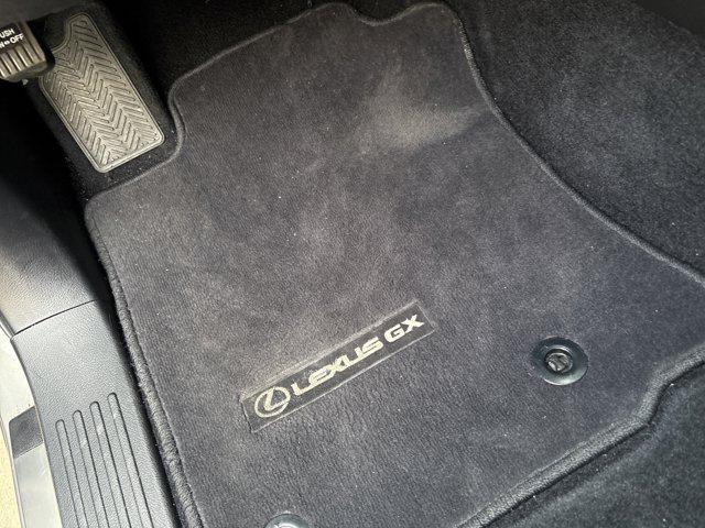 used 2021 Lexus GX 460 car, priced at $41,538