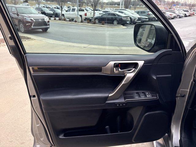 used 2021 Lexus GX 460 car, priced at $41,538