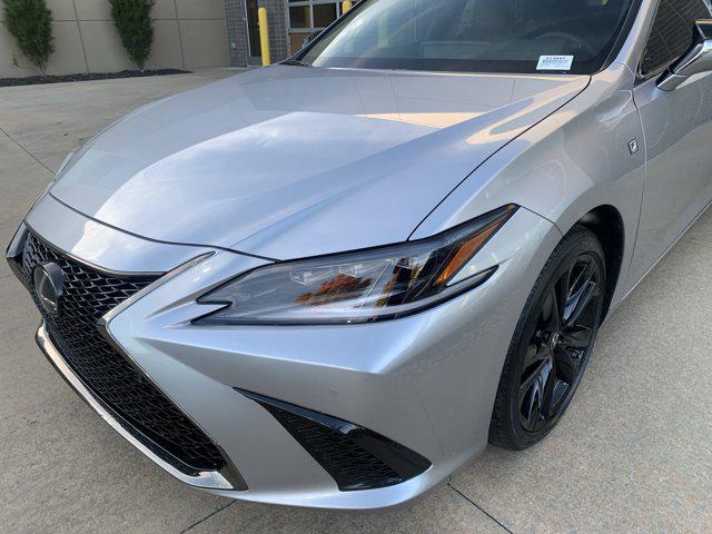 new 2025 Lexus ES 350 car, priced at $53,745