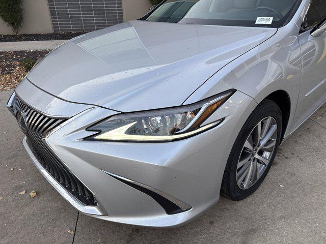 used 2019 Lexus ES 350 car, priced at $26,684