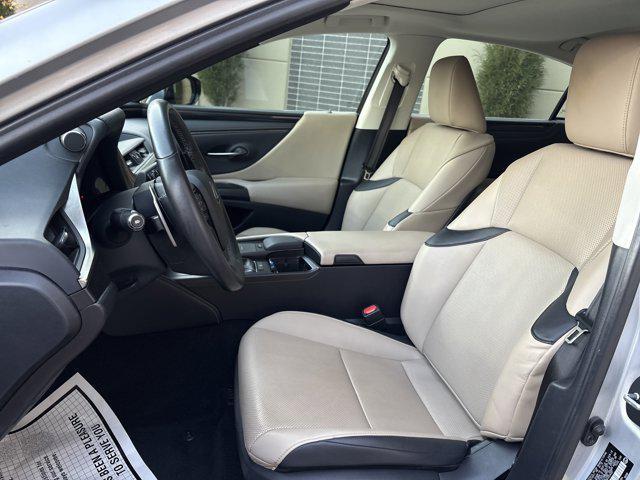 used 2019 Lexus ES 350 car, priced at $26,684