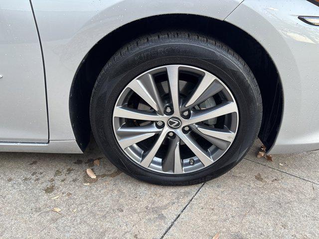used 2019 Lexus ES 350 car, priced at $26,684