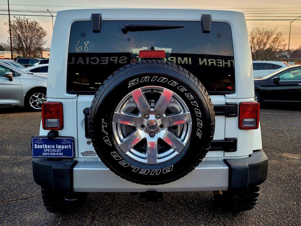 used 2015 Jeep Wrangler Unlimited car, priced at $17,950