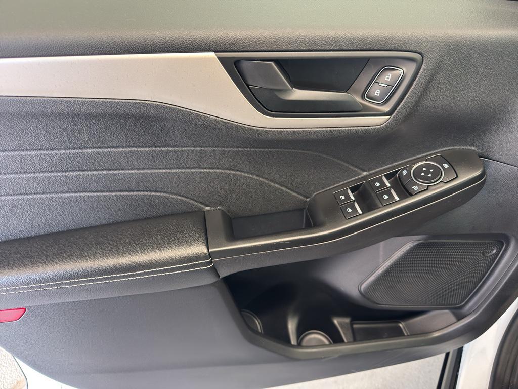 used 2022 Ford Escape car, priced at $22,167