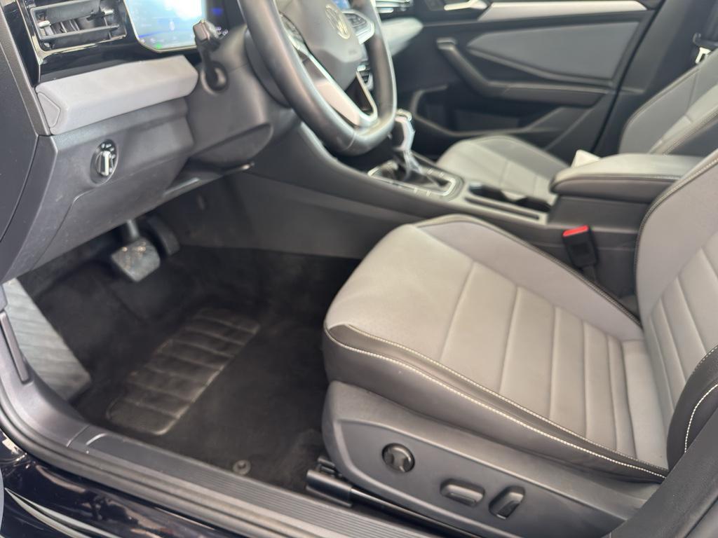 used 2025 Volkswagen Jetta car, priced at $25,986