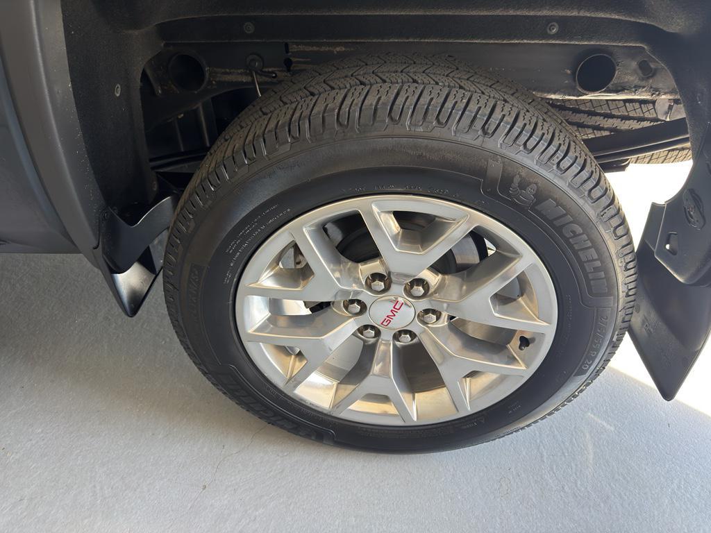 used 2018 GMC Sierra 1500 car, priced at $25,975