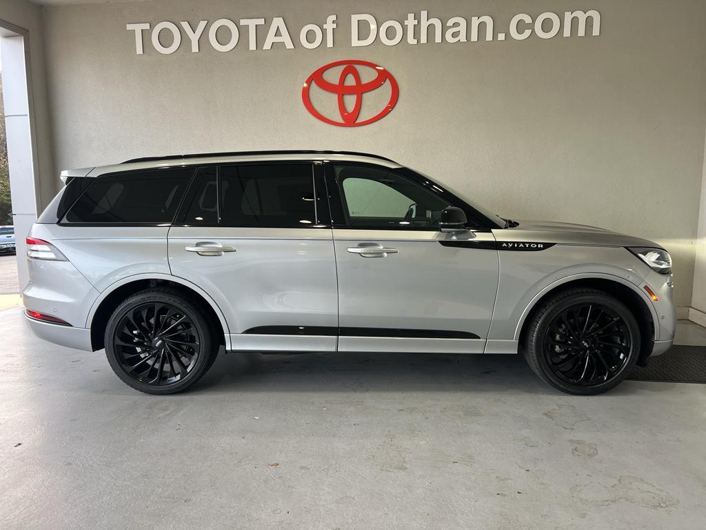 used 2024 Lincoln Aviator car, priced at $57,063