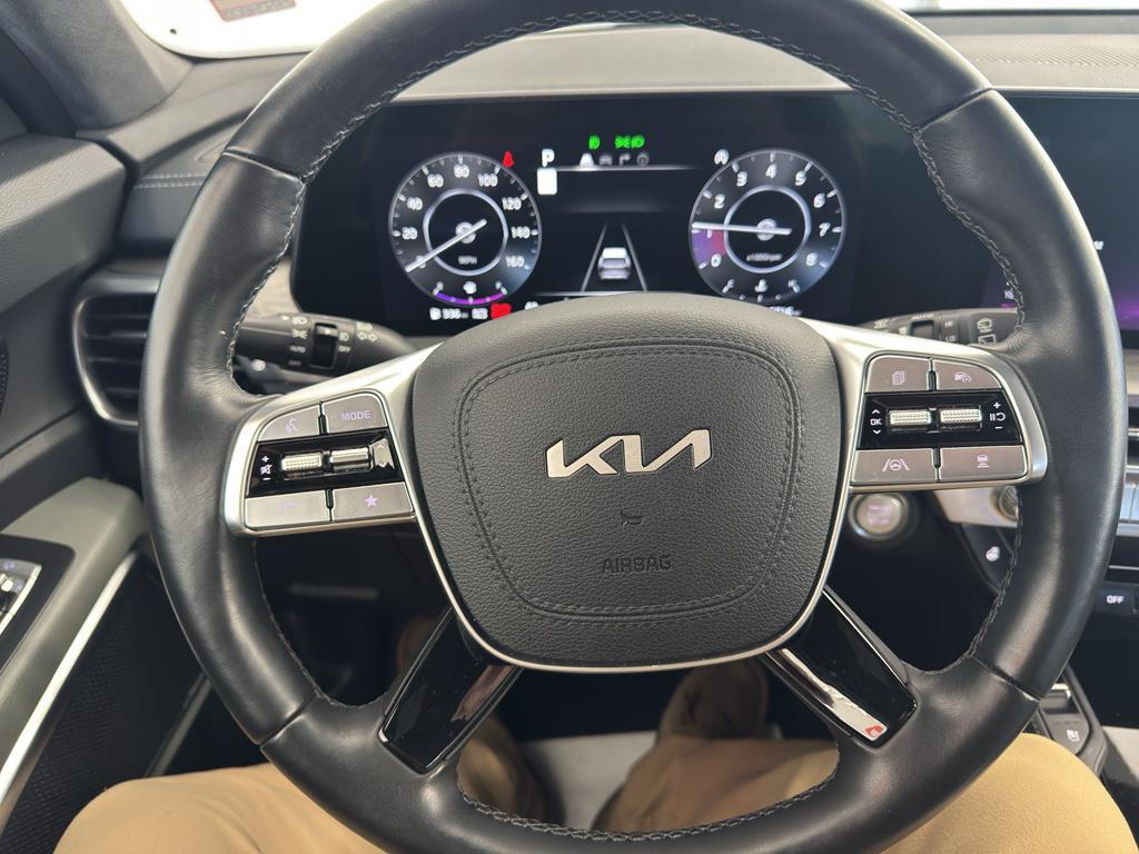 used 2024 Kia Telluride car, priced at $40,377