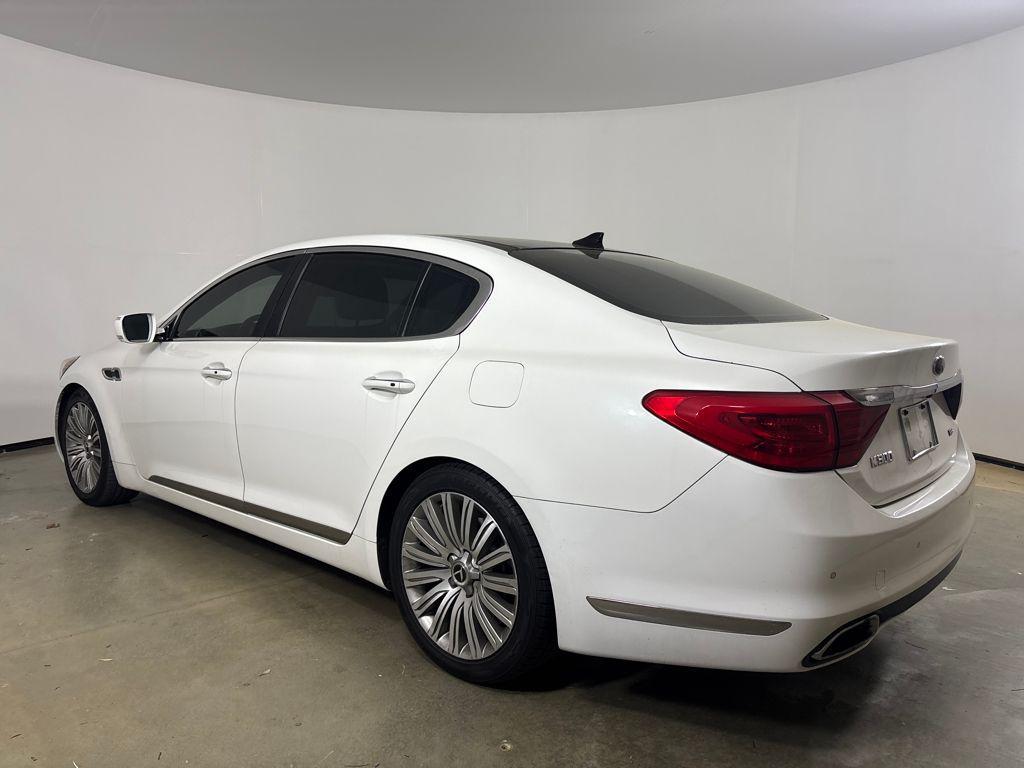 used 2015 Kia K900 car, priced at $13,500