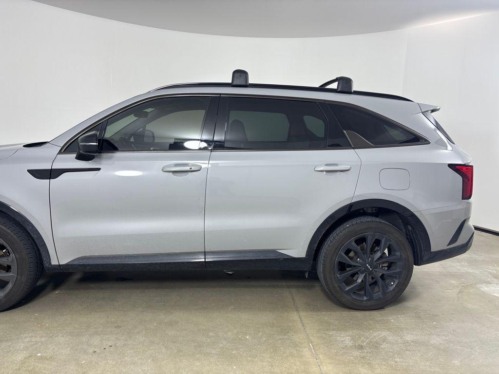 used 2022 Kia Sorento car, priced at $26,700