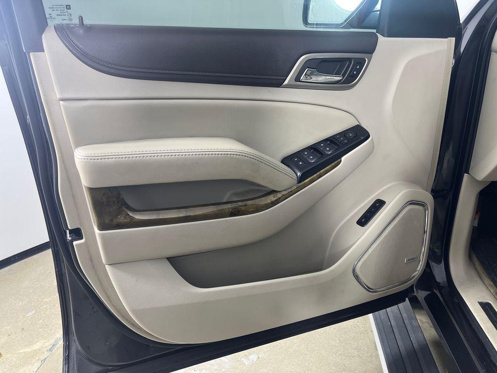 used 2015 GMC Yukon XL car, priced at $15,000