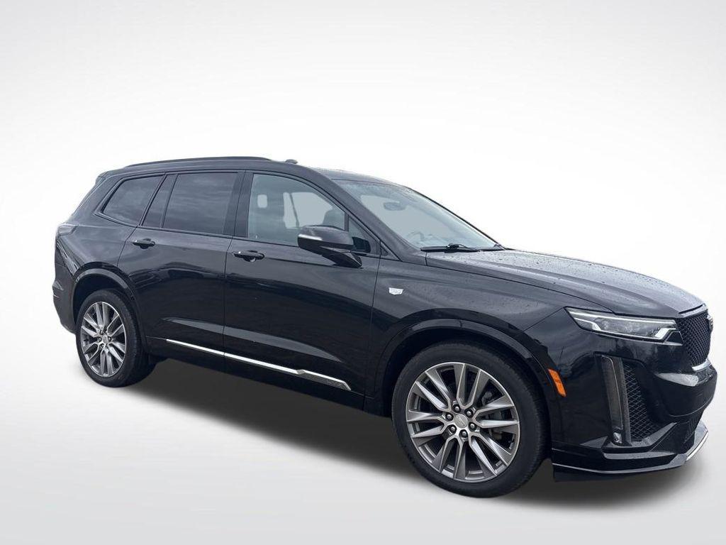 used 2020 Cadillac XT6 car, priced at $27,500
