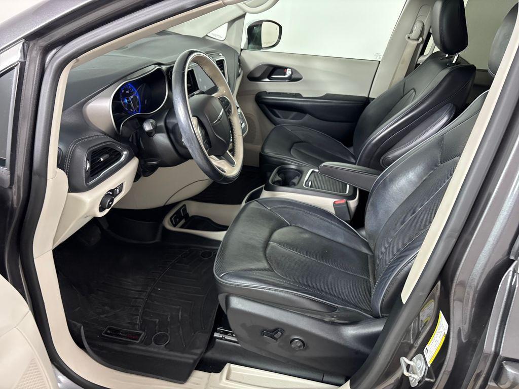 used 2019 Chrysler Pacifica car, priced at $14,400