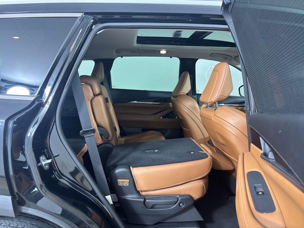 used 2023 INFINITI QX60 car, priced at $40,000