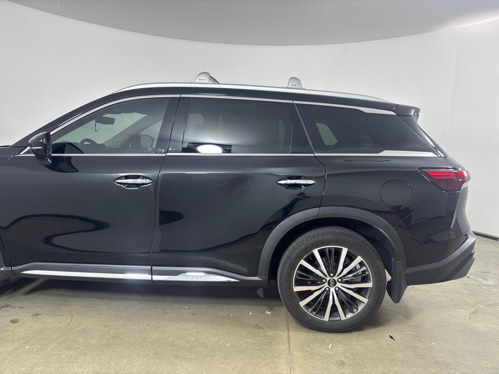 used 2023 INFINITI QX60 car, priced at $40,000