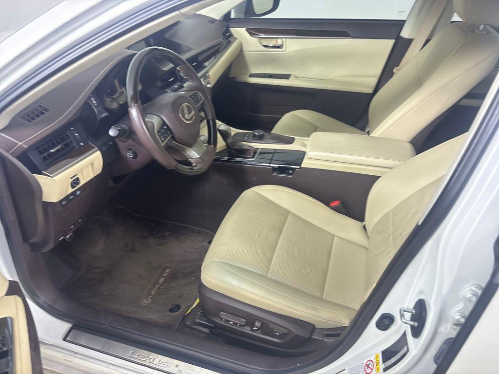 used 2018 Lexus ES 350 car, priced at $17,400