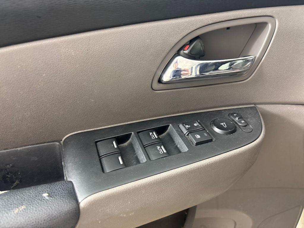 used 2015 Honda Odyssey car, priced at $11,000