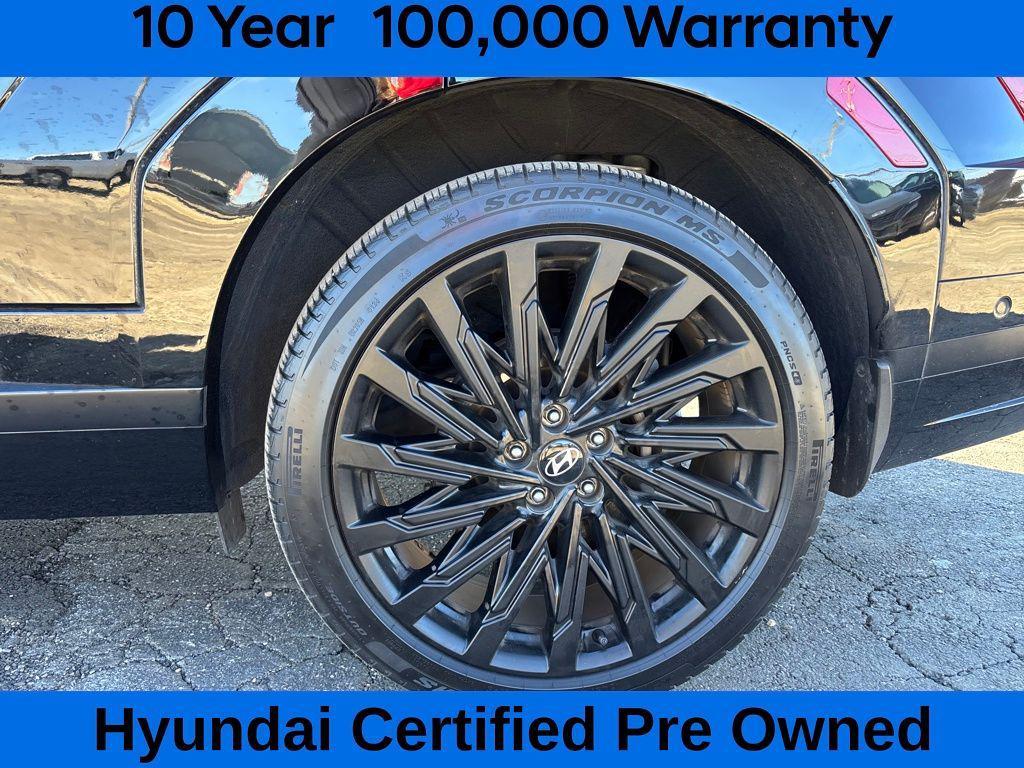 used 2024 Hyundai Santa Fe car, priced at $33,400