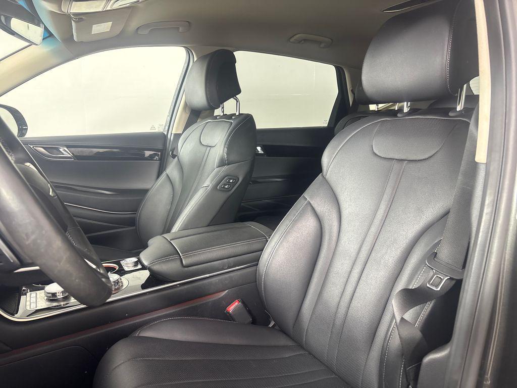 used 2025 Genesis GV80 car, priced at $44,500