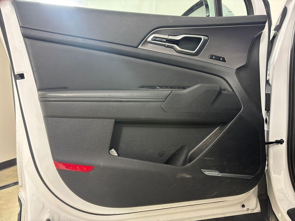 used 2023 Kia Sportage car, priced at $25,400