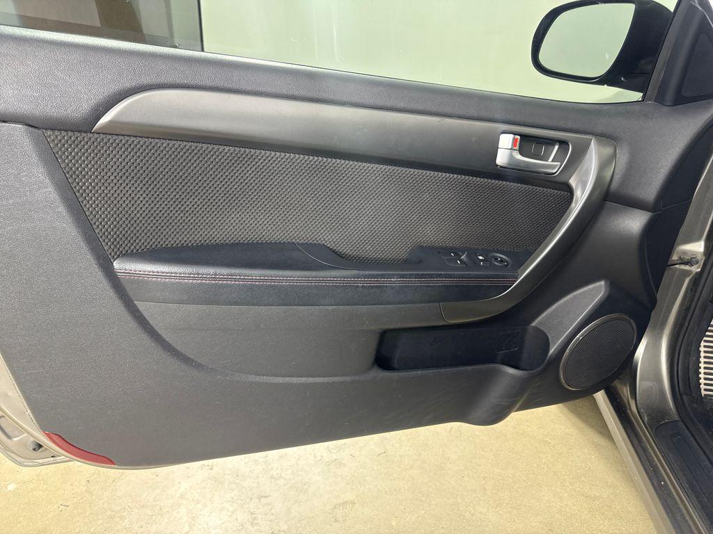 used 2011 Kia Forte Koup car, priced at $7,500