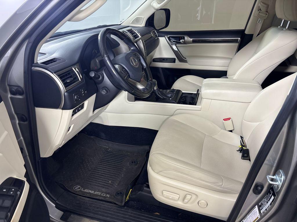 used 2020 Lexus GX 460 car, priced at $37,500