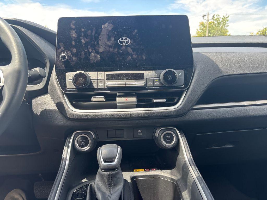 used 2024 Toyota Grand Highlander car, priced at $43,500