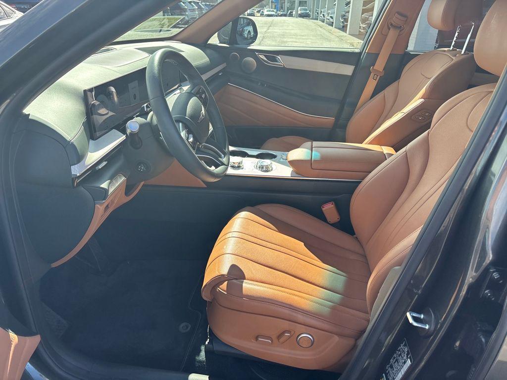 used 2025 Genesis GV80 car, priced at $51,000