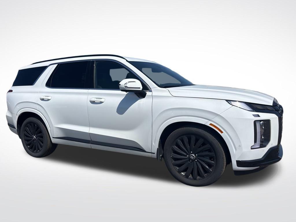 used 2025 Hyundai Palisade car, priced at $44,000