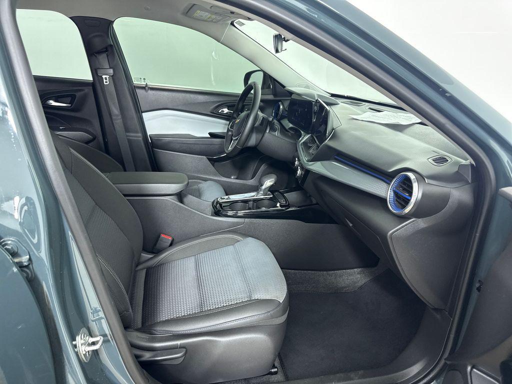 used 2025 Chevrolet Trax car, priced at $23,000