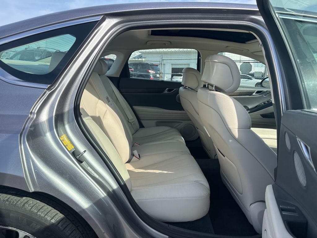 used 2022 Genesis G80 car, priced at $27,250