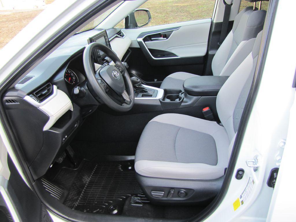 used 2021 Toyota RAV4 car, priced at $26,985