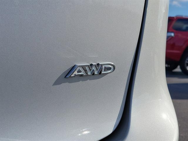 used 2023 Chrysler Pacifica car, priced at $31,997