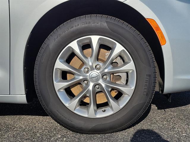 used 2023 Chrysler Pacifica car, priced at $31,997