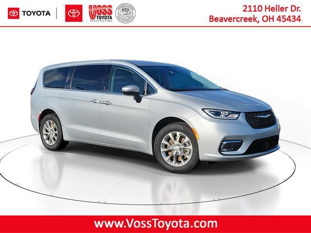 used 2023 Chrysler Pacifica car, priced at $31,997