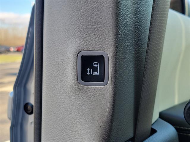 used 2023 Chrysler Pacifica car, priced at $31,997