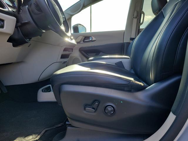 used 2023 Chrysler Pacifica car, priced at $31,997