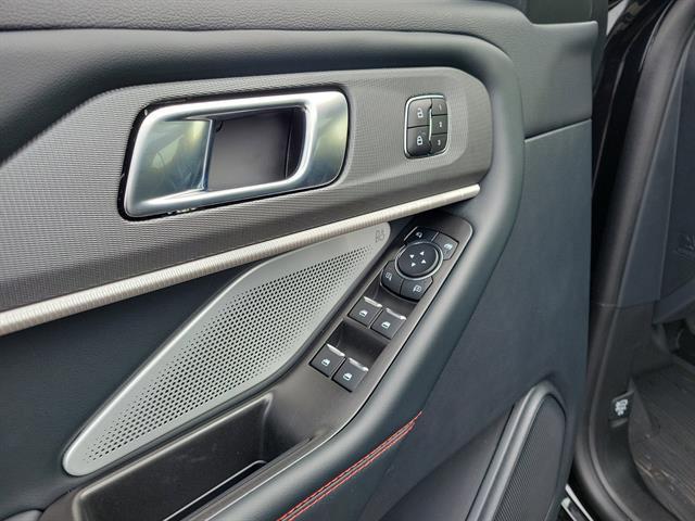 used 2025 Ford Explorer car, priced at $49,997