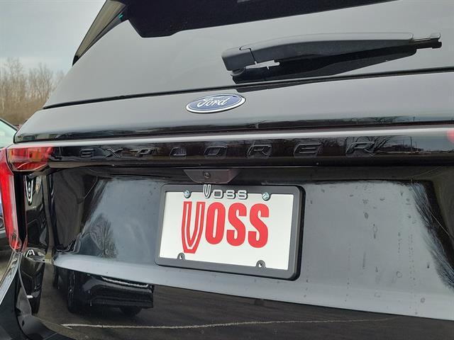 used 2025 Ford Explorer car, priced at $49,997